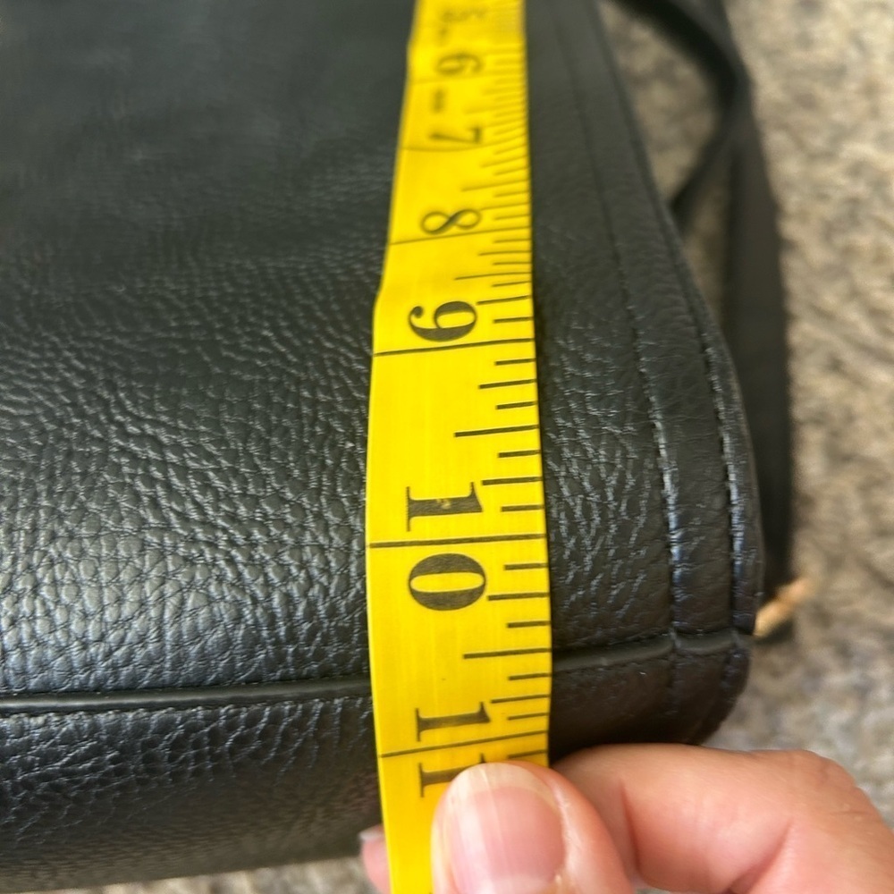 Dasein like new condition black large 13”x10.5”x5” handheld/shoulder purse - Picture 7 of 11